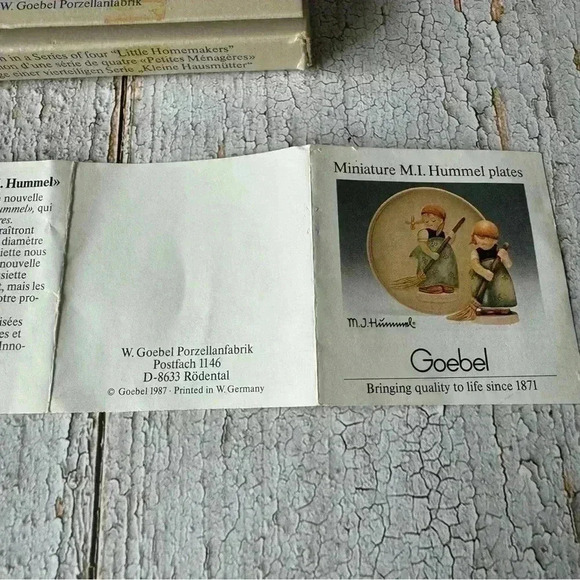 Vintage 1987 Goebel Hummel  "Little Homemakers" West Germany 4" Decorator Plate - Picture 10 of 10